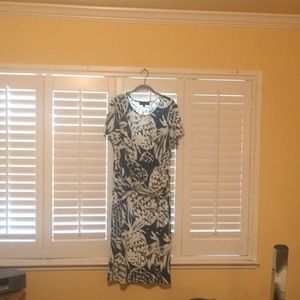 Eloquent, 16, blue and white pineapple print dress